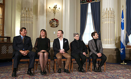 Sur la photo : M. Serge Savard, Mme Mylène Paquette, M. Yannick Nézet-Séguin, Mme Phyllis Lambert et M. Xavier Dolan.