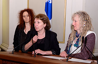 De gauche à droite, Nathalie Perreault, Nicole Hubert et Ève Lamont.